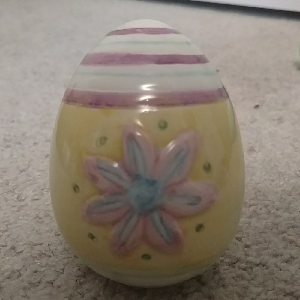 Easter egg - Picture 2 of 2